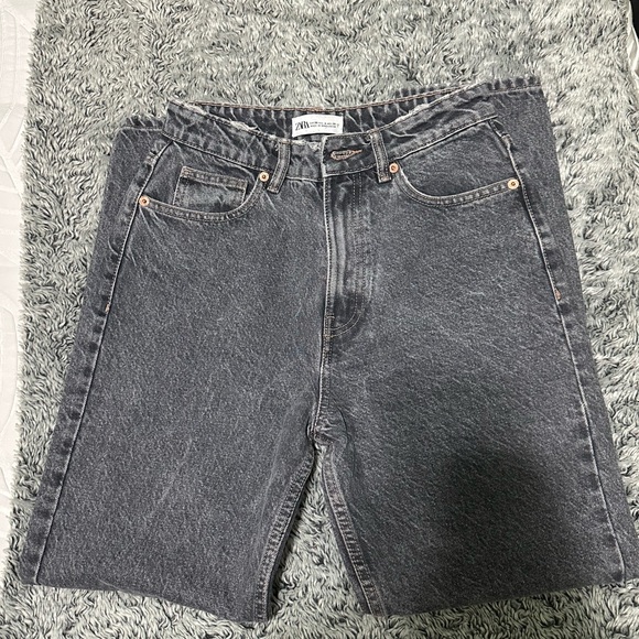ZARA Mom fit jeans - Picture 3 of 5